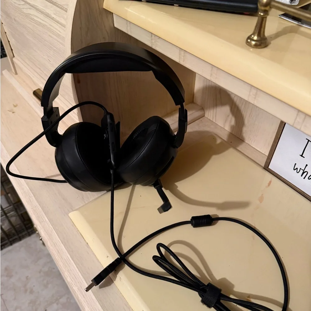 Black Gaming Headset with Microphone